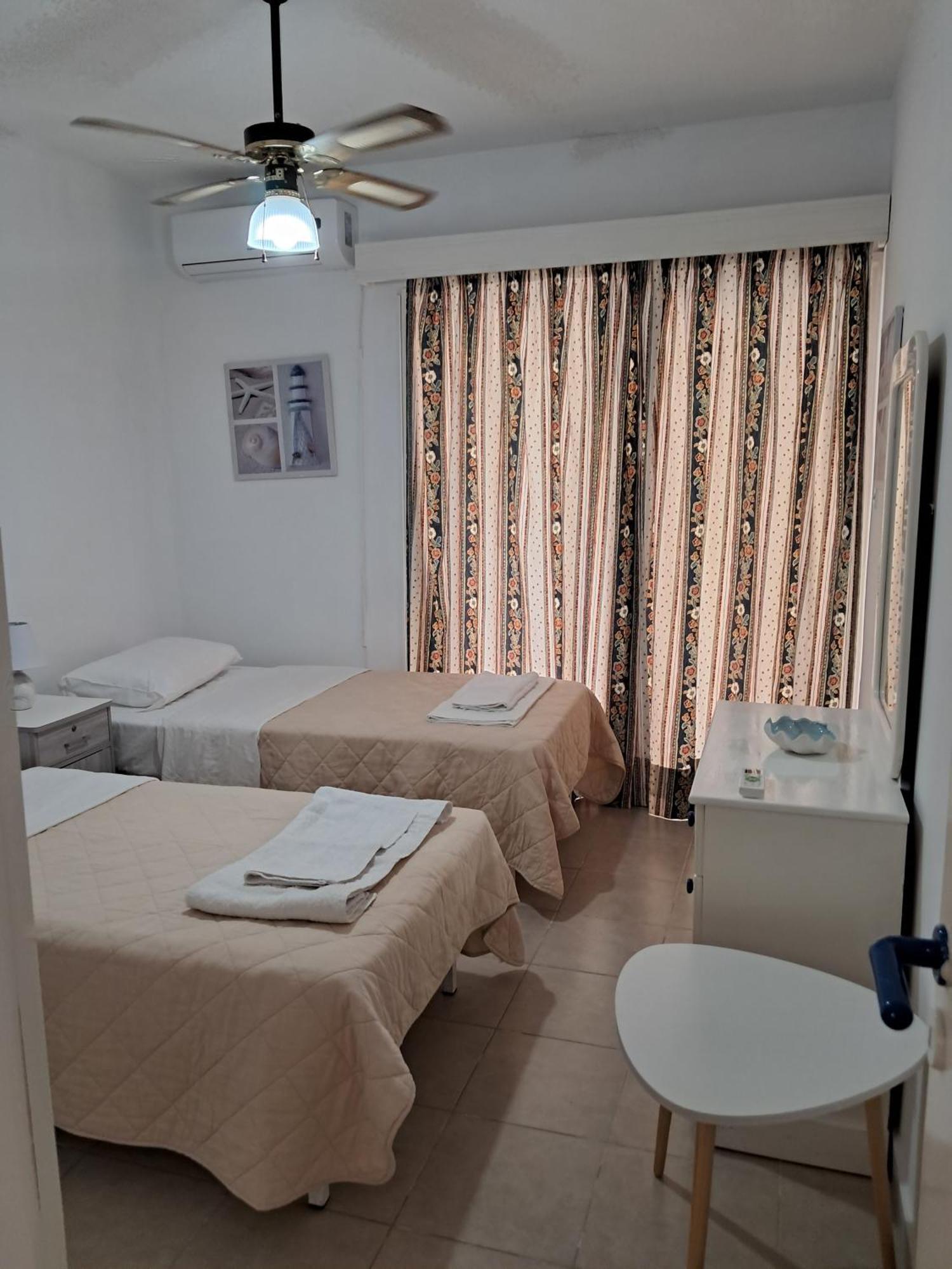 Lca2 Flat For You Apartment Larnaca Exteriör bild