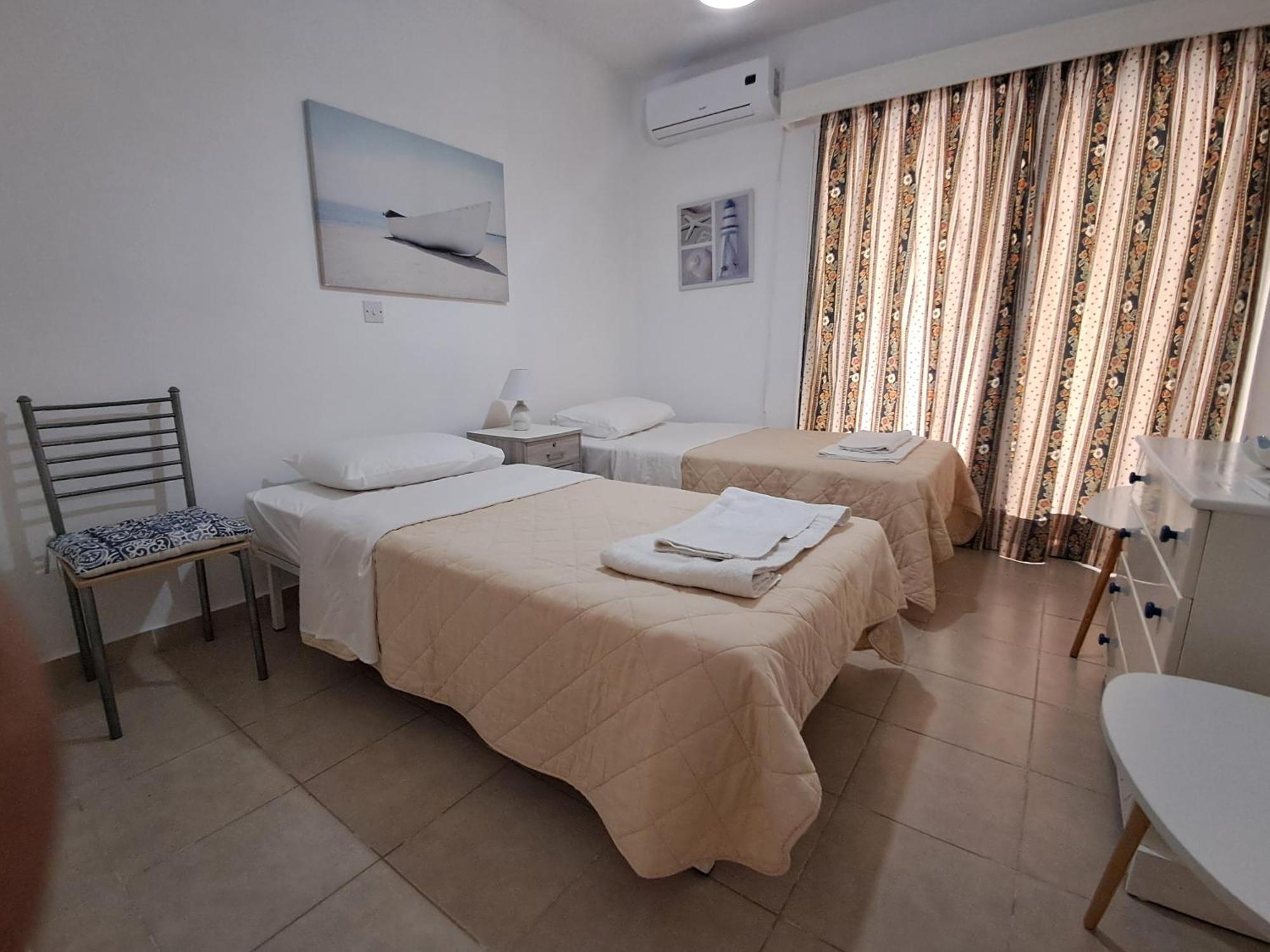 Lca2 Flat For You Apartment Larnaca Exteriör bild