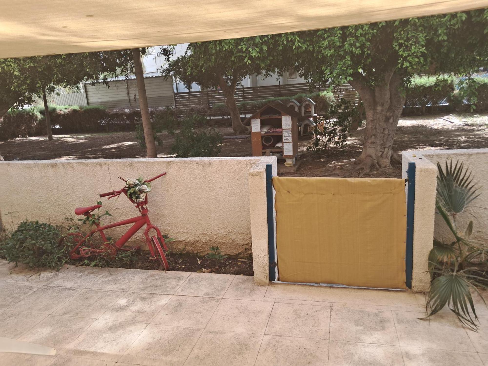 Lca2 Flat For You Apartment Larnaca Exteriör bild