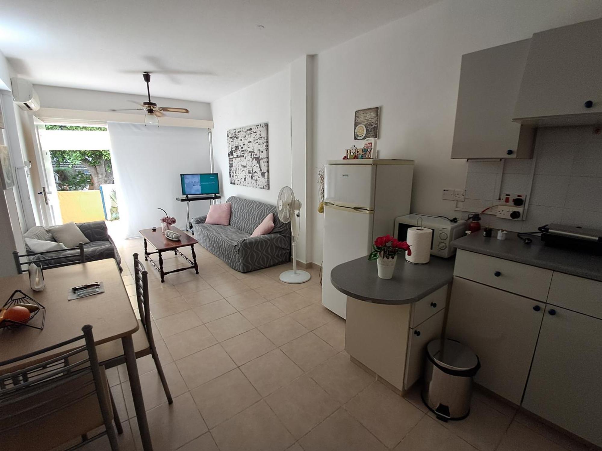 Lca2 Flat For You Apartment Larnaca Exteriör bild